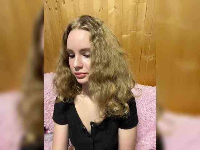 Sweetie_Kitty webcam