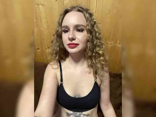 Sweetie_Kitty webcam