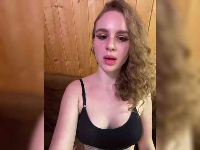 Sweetie_Kitty webcam