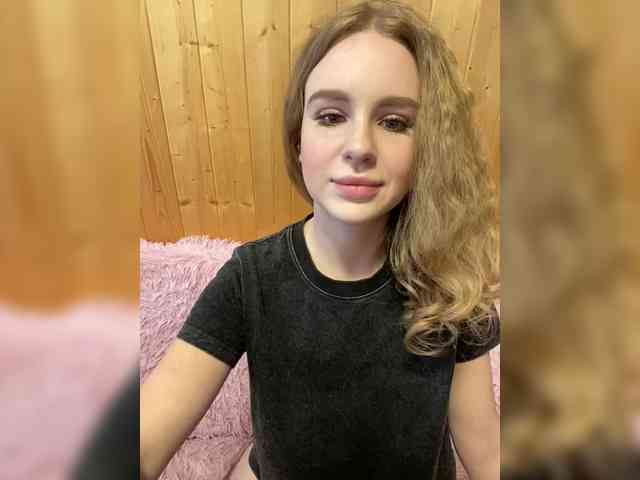 Sweetie_Kitty webcam