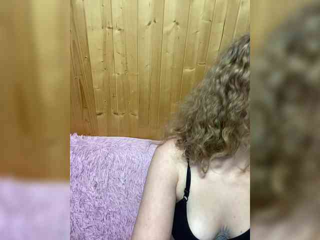 Sweetie_Kitty webcam