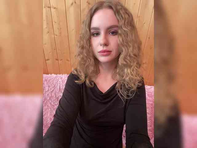 Sweetie_Kitty webcam