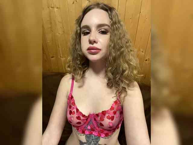 Sweetie_Kitty webcam