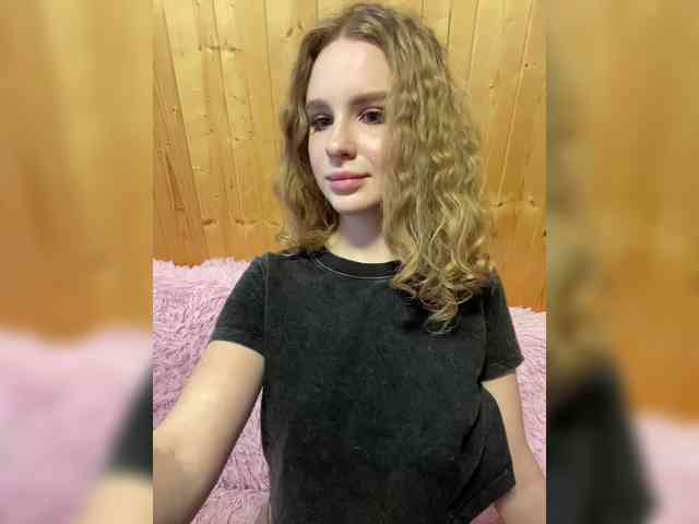 Sweetie_Kitty webcam