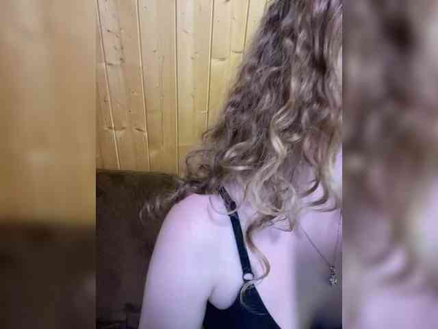 Sweetie_Kitty webcam