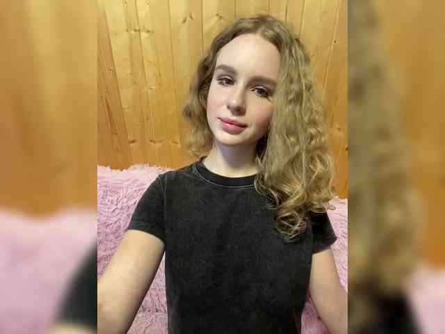 Sweetie_Kitty webcam