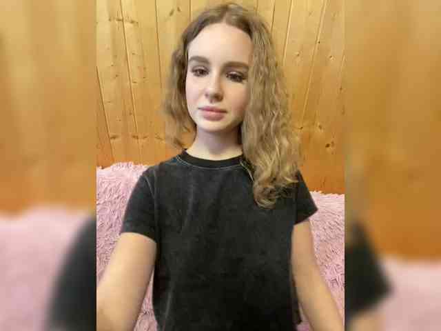 Sweetie_Kitty webcam