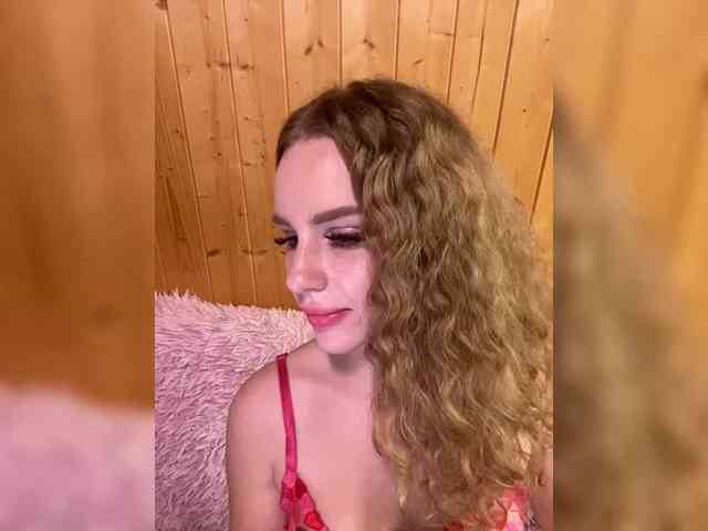 Sweetie_Kitty webcam