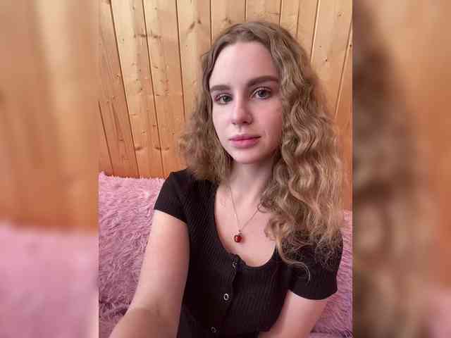 Sweetie_Kitty webcam