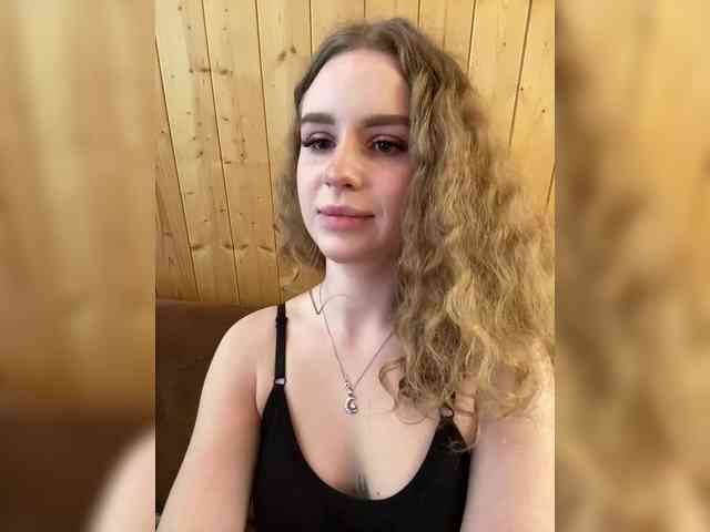 Sweetie_Kitty webcam