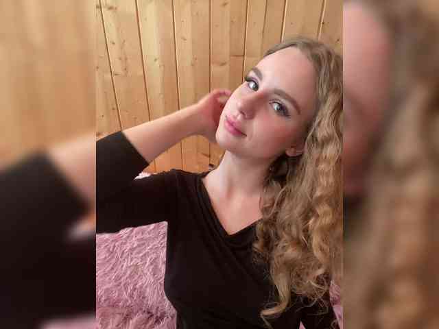 Sweetie_Kitty webcam