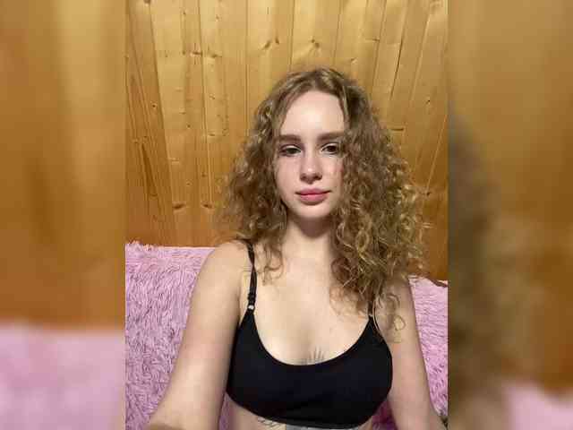 Sweetie_Kitty webcam