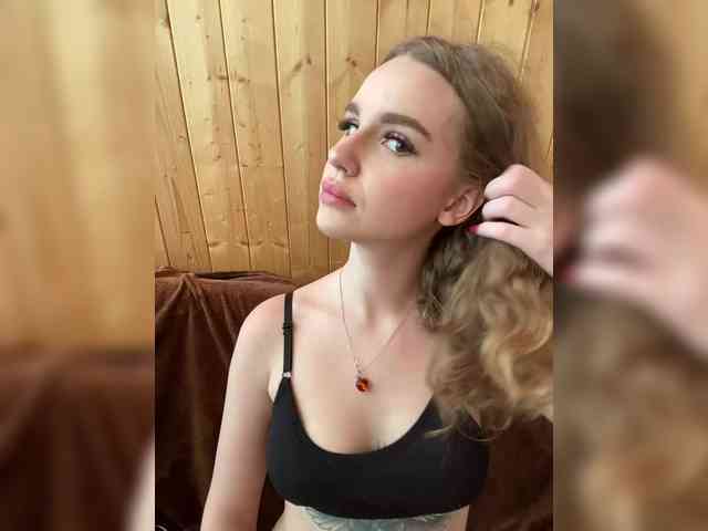 Sweetie_Kitty webcam