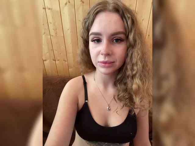 Sweetie_Kitty webcam