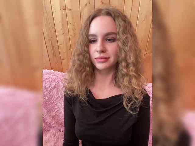 Sweetie_Kitty webcam