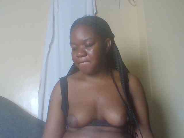 Horny-sexxy-baby webcam