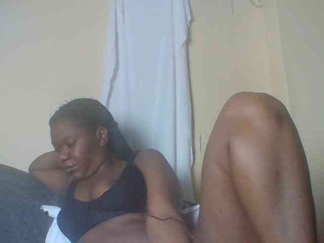 Horny-sexxy-baby webcam