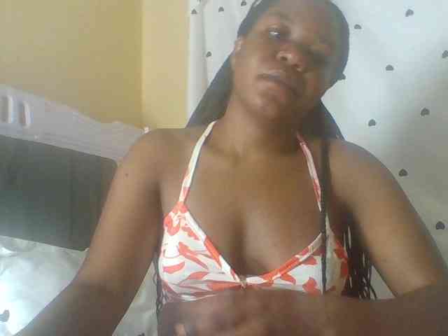 Horny-sexxy-baby webcam