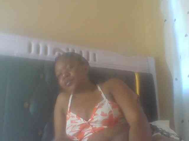 Horny-sexxy-baby webcam