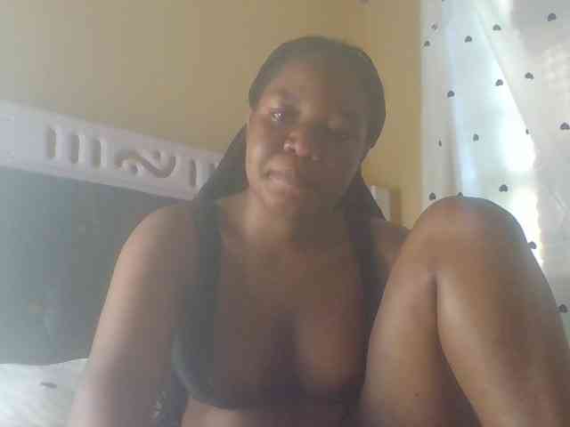 Horny-sexxy-baby webcam