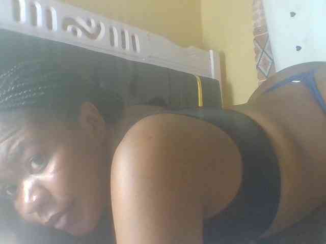 Horny-sexxy-baby webcam