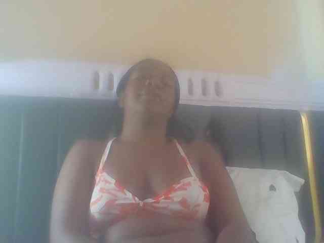 Horny-sexxy-baby webcam