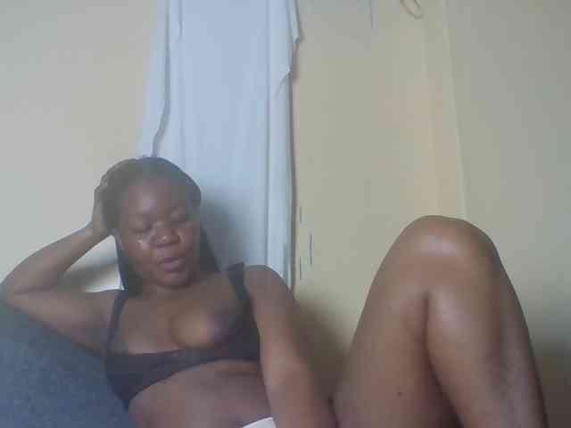 Horny-sexxy-baby webcam