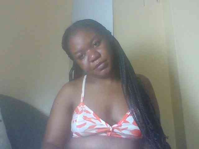 Horny-sexxy-baby webcam