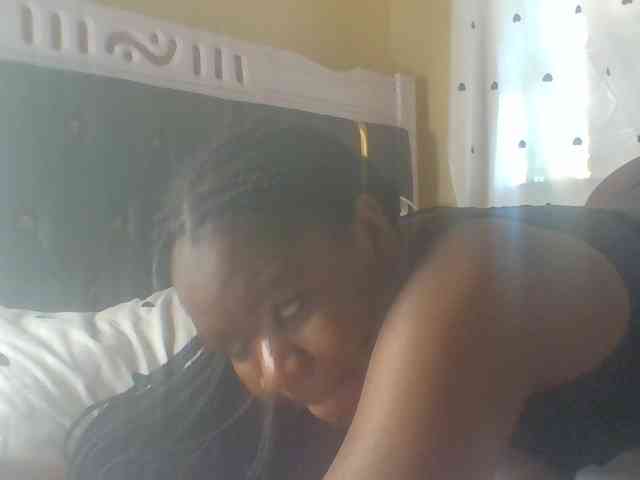 Horny-sexxy-baby webcam