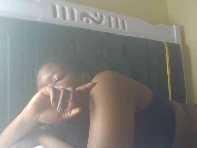 Horny-sexxy-baby webcam