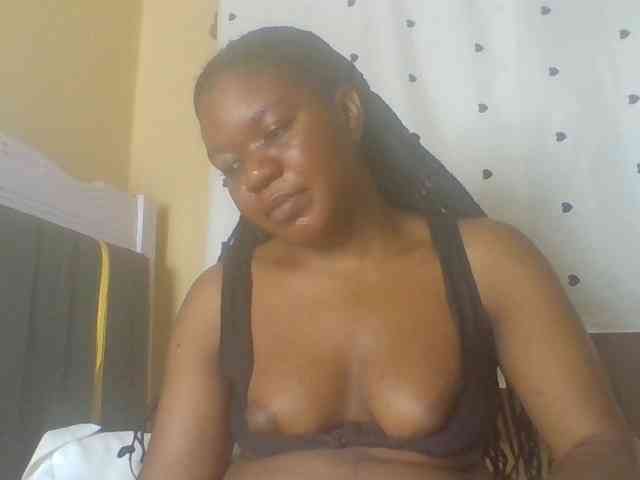 Horny-sexxy-baby webcam