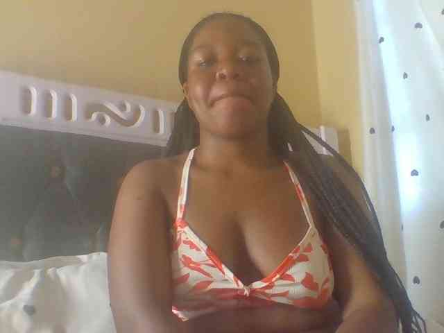 Horny-sexxy-baby webcam