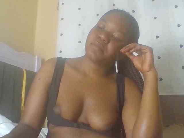 Horny-sexxy-baby webcam