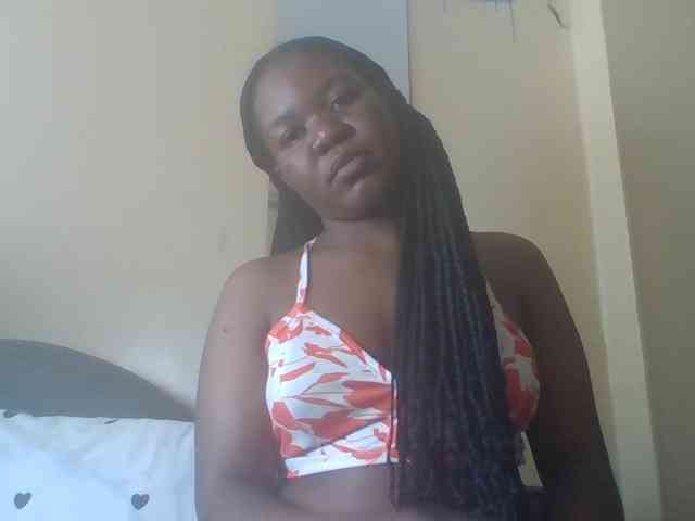 Horny-sexxy-baby webcam