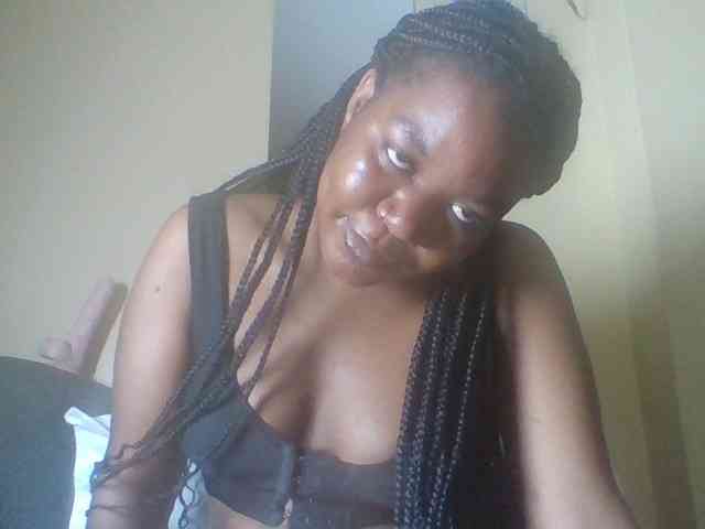 Horny-sexxy-baby webcam