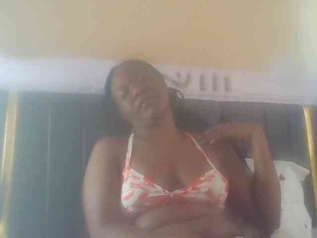 Horny-sexxy-baby webcam