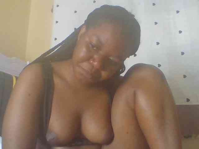 Horny-sexxy-baby webcam