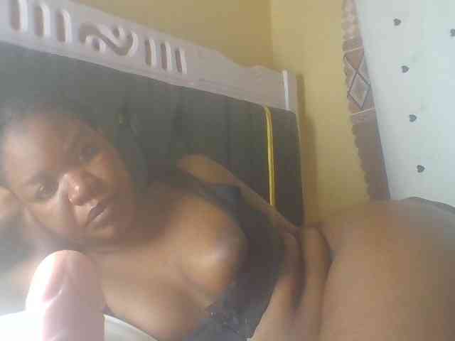 Horny-sexxy-baby webcam