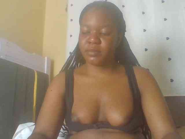 Horny-sexxy-baby webcam