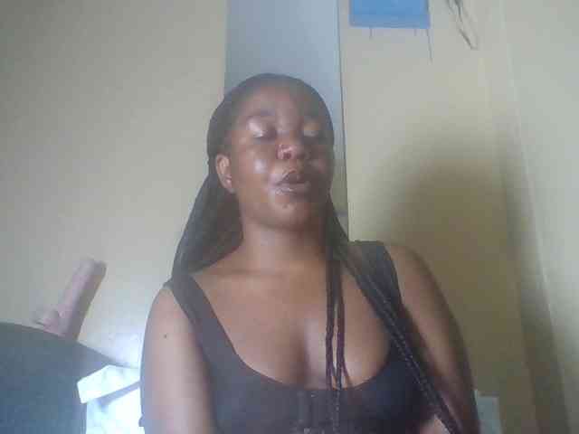 Horny-sexxy-baby webcam