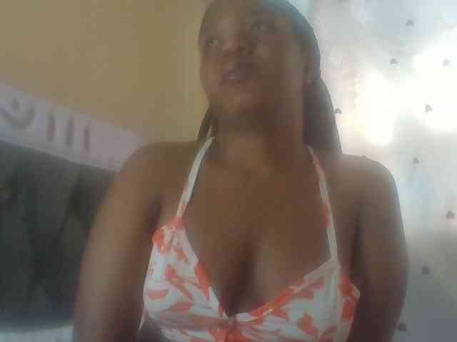 Horny-sexxy-baby webcam