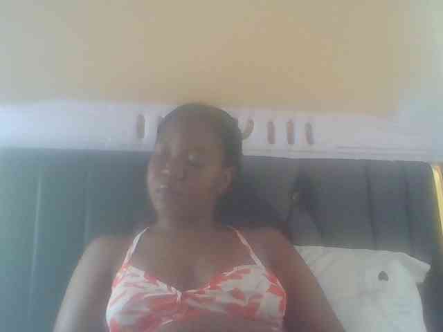 Horny-sexxy-baby webcam