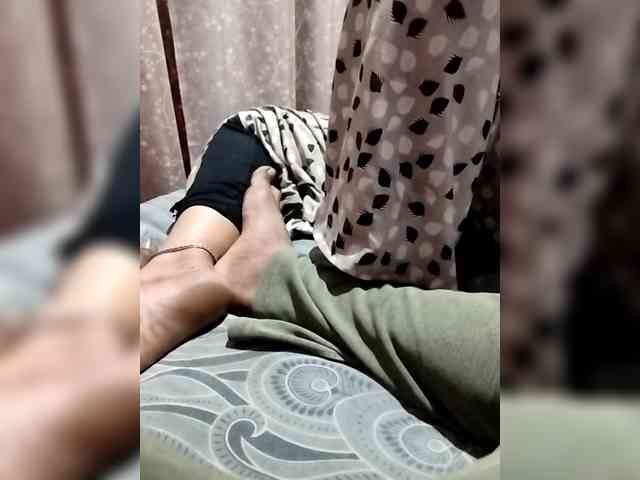 Indian-Couple webcam