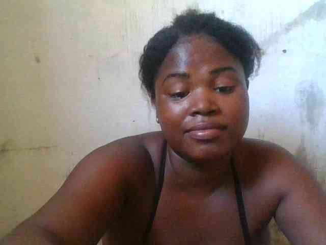 Arline1 Live Webcam on BongaCams