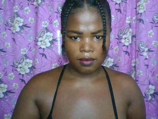 Arline1 Live Webcam on BongaCams