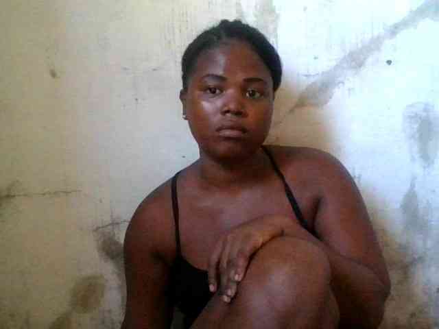 Arline1 Live Webcam on BongaCams