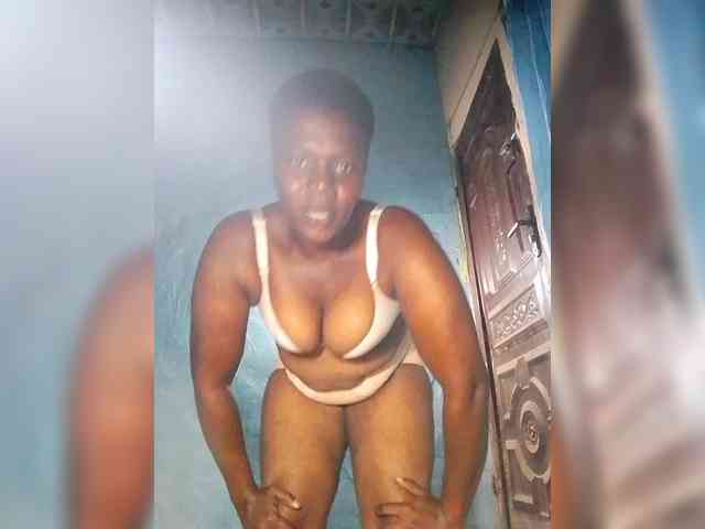 SweetNigeriaBabe webcam