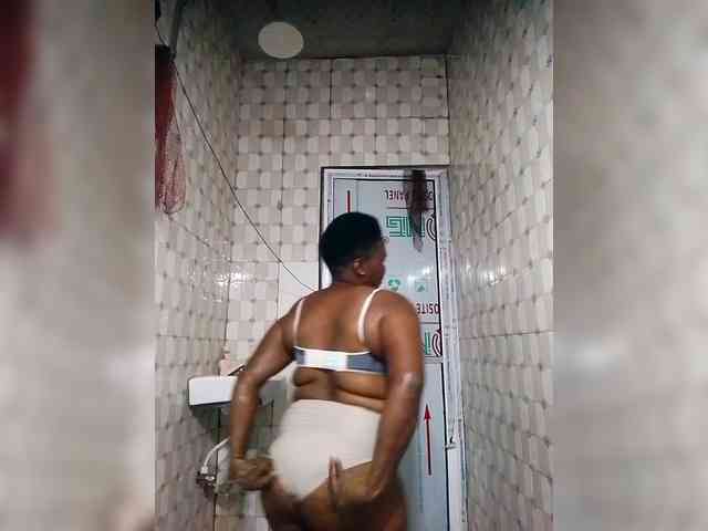 SweetNigeriaBabe webcam