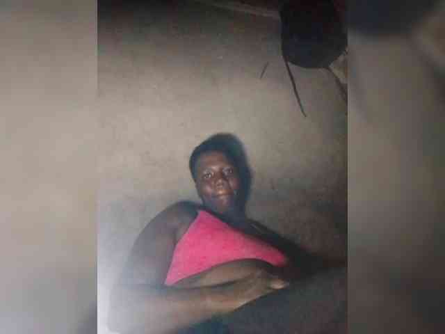 SweetNigeriaBabe webcam