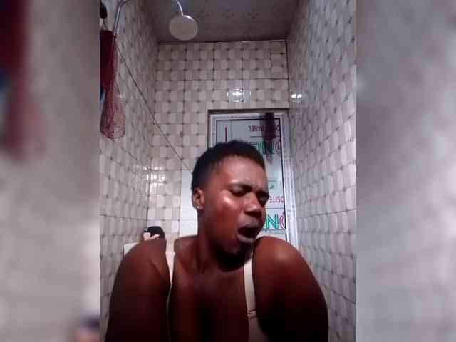 SweetNigeriaBabe webcam